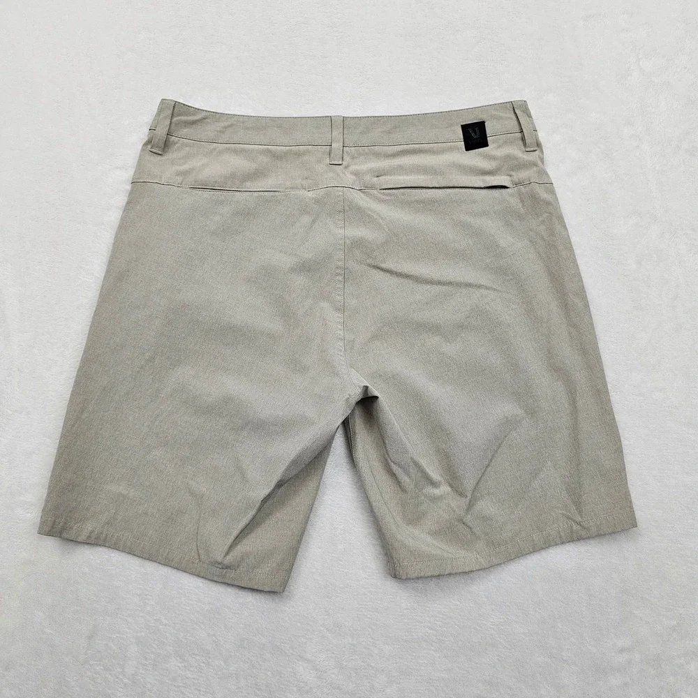 Vuori Hybrid Shorts Mens 32 Khaki Tan Aim Stretch Boardshorts Chino Surf Outdoor
